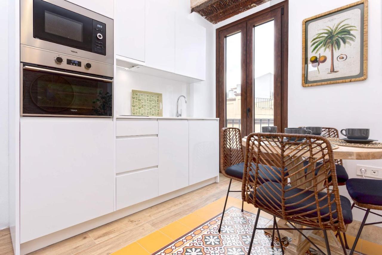 Genteel Santas Patronas Appartement *