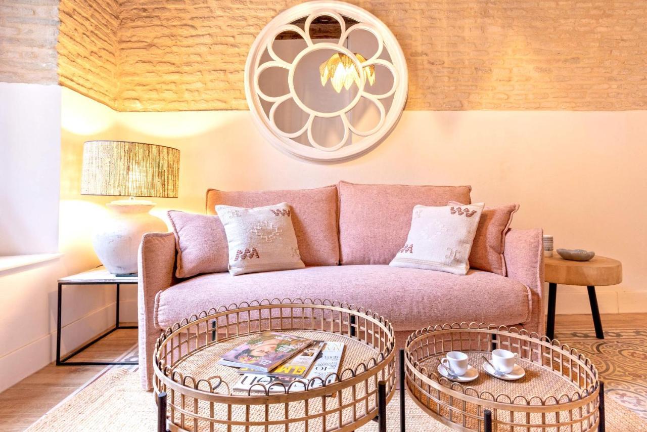 Genteel Santas Patronas Appartement *
