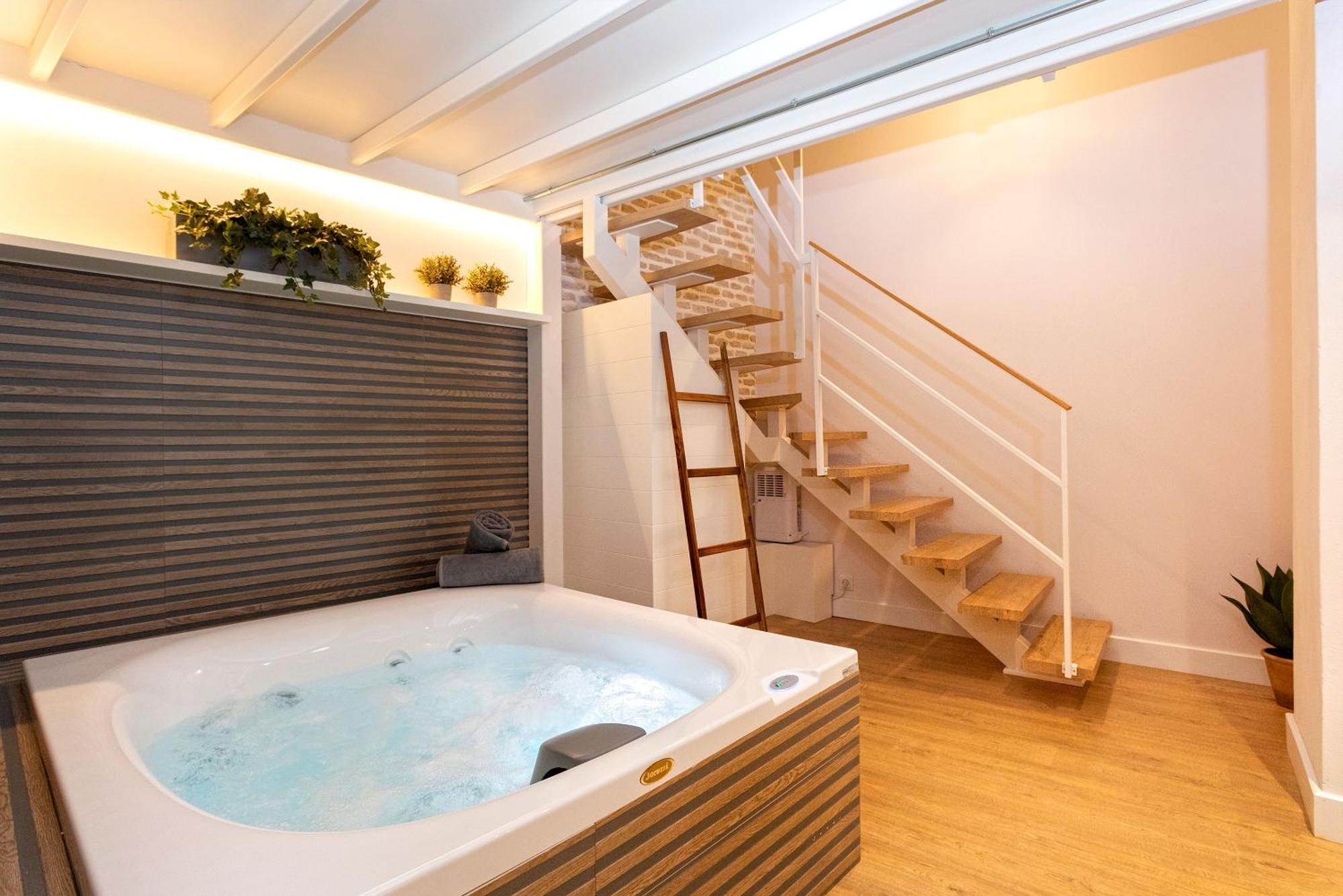 Genteel Santas Patronas Appartement *